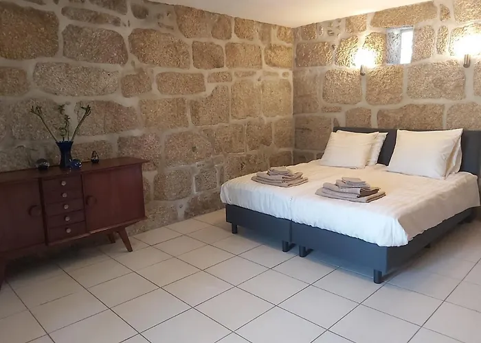 Quinta Da Adarnela * Lagares da Beira