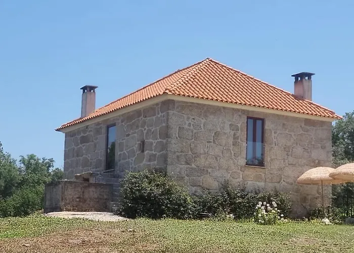 Quinta Da Adarnela アパート